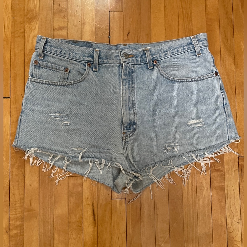 Vintage Levi Light Wash Cut Off Jean Shorts 100% Cotton Made in USA Light Wash